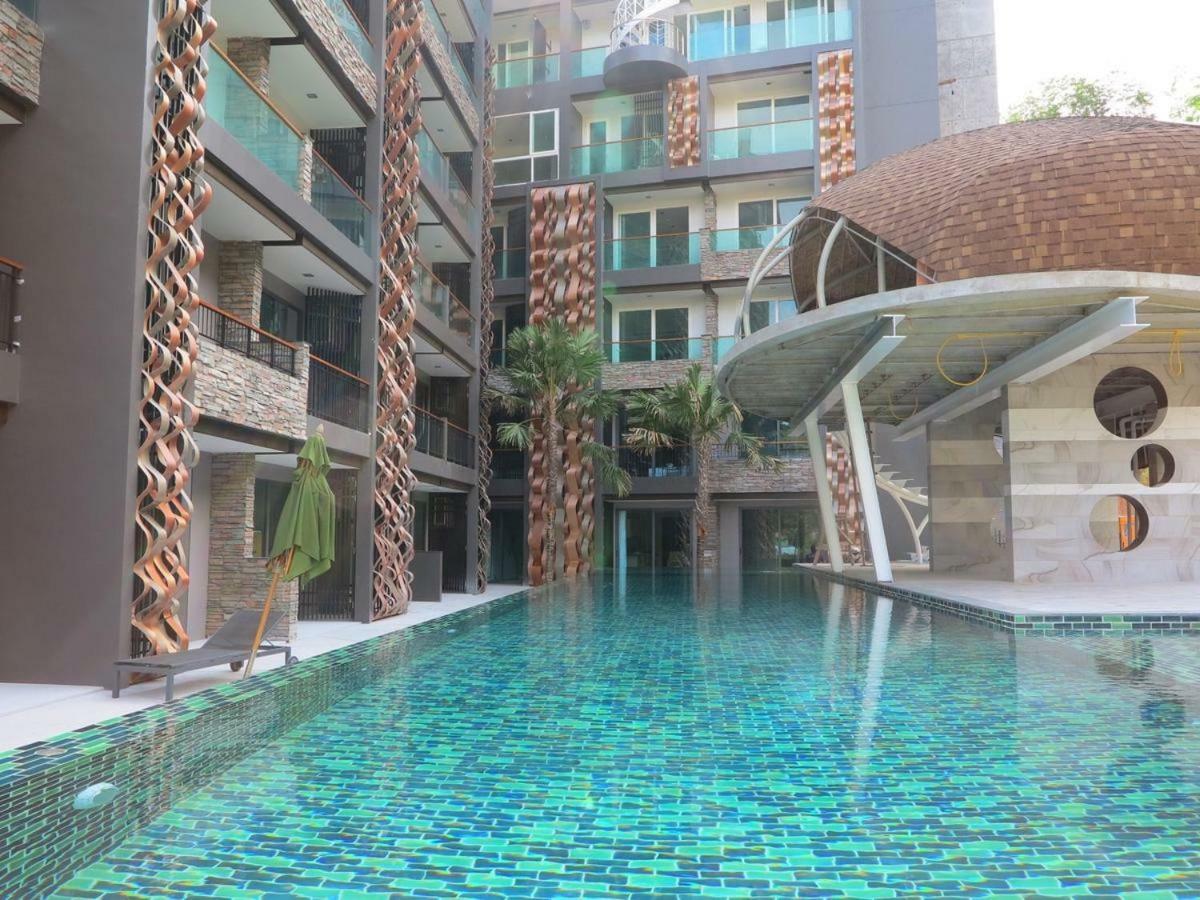 Emerald Terrace Patong Exterior photo