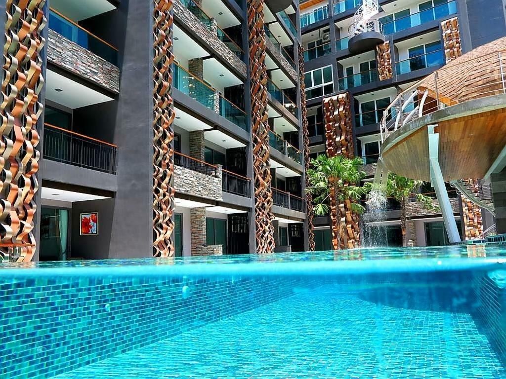 Emerald Terrace Patong Exterior photo